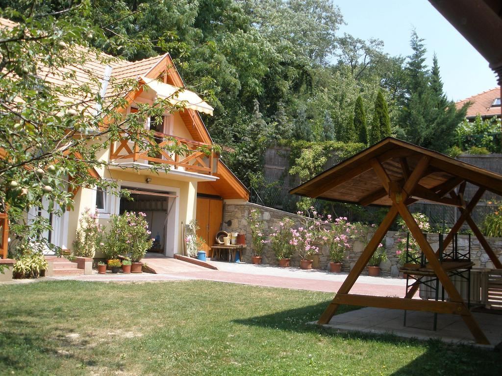 Emilia Apartmanhaz Hévíz Exterior foto